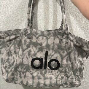 alo tote
